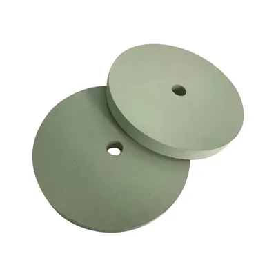 Vilken är rotationshastigheten för ett hjul för behandling av glasytor?